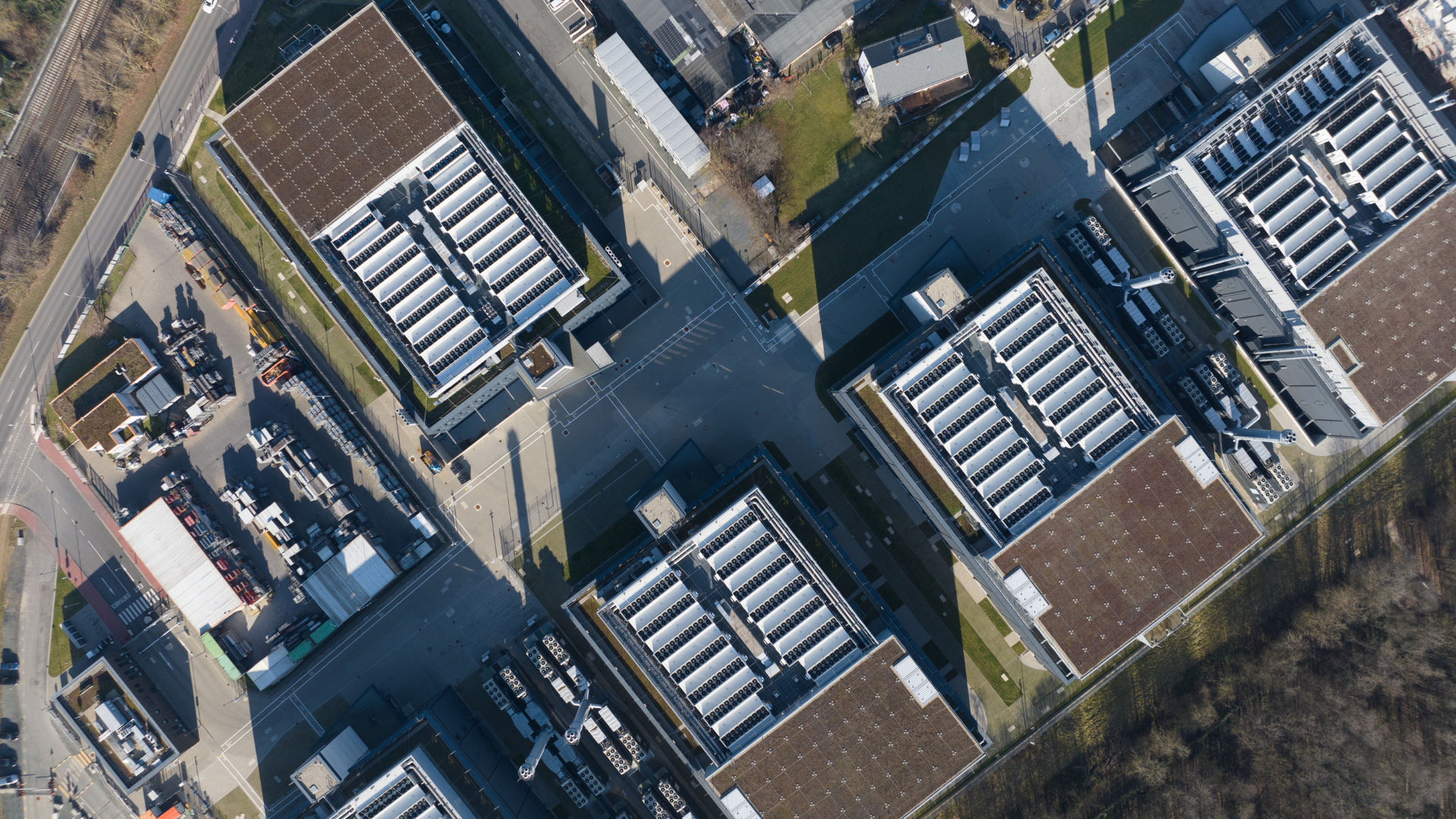 Data-Centers-Operations-and-AM-Oct-31-2025-04-07-02-5885-PM